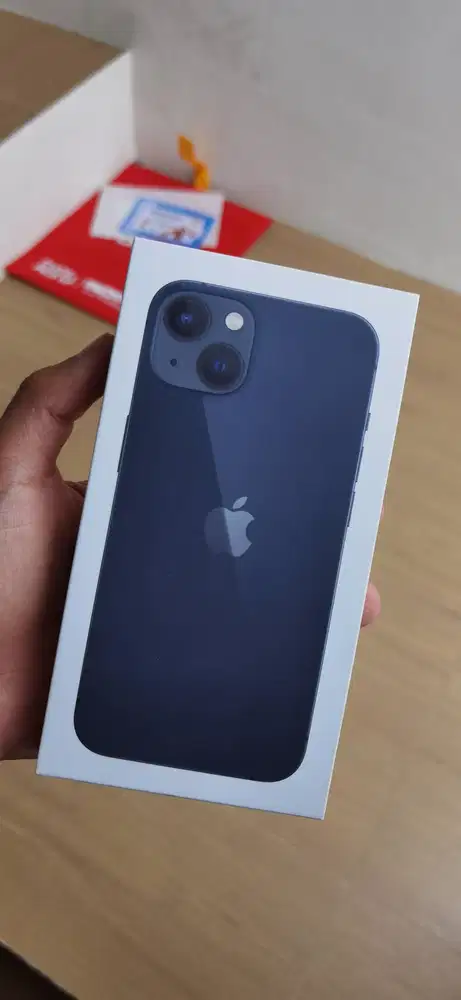 [WTS] iPhone 13 128GB garansi resmi Erafone