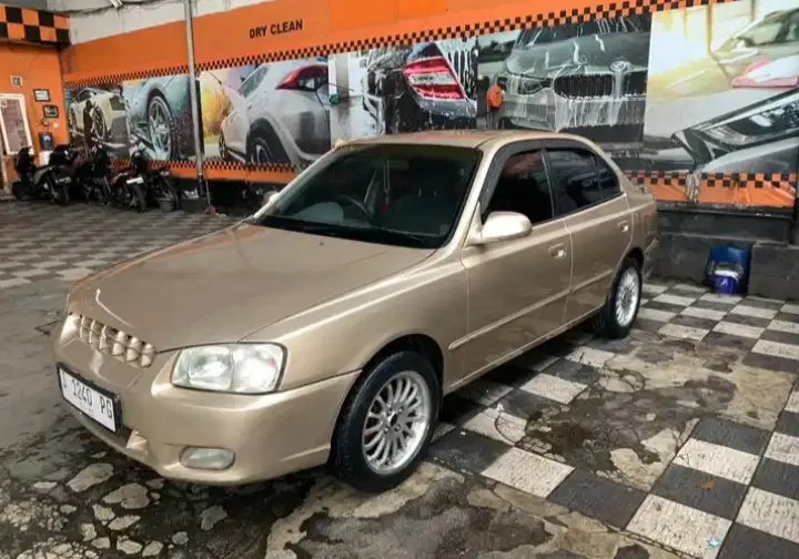 Hyundai Accent Verna 2001 Bensin