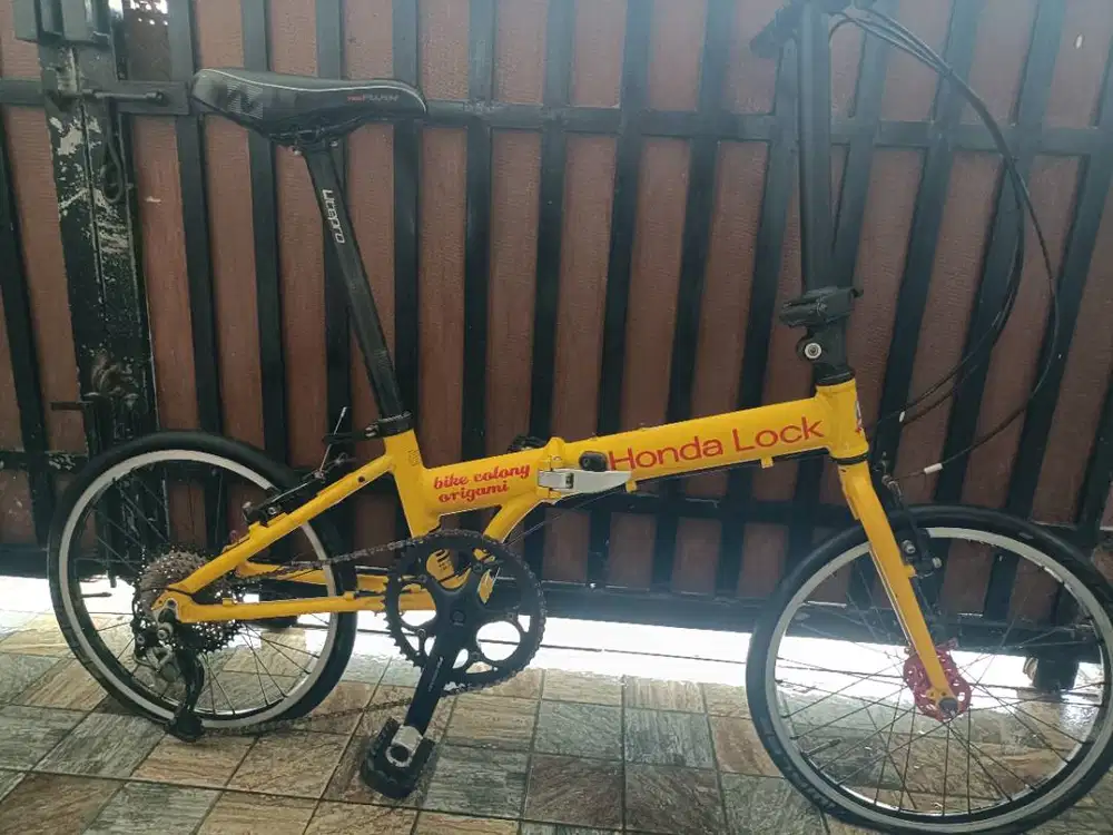 Sepedah lipat spek tinggi