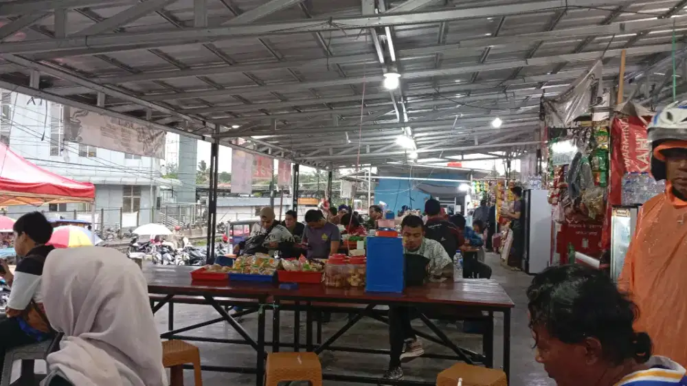 Loker tukang masak/soto lamongan,ayam goreng dll.&Waiter, 2 orang.