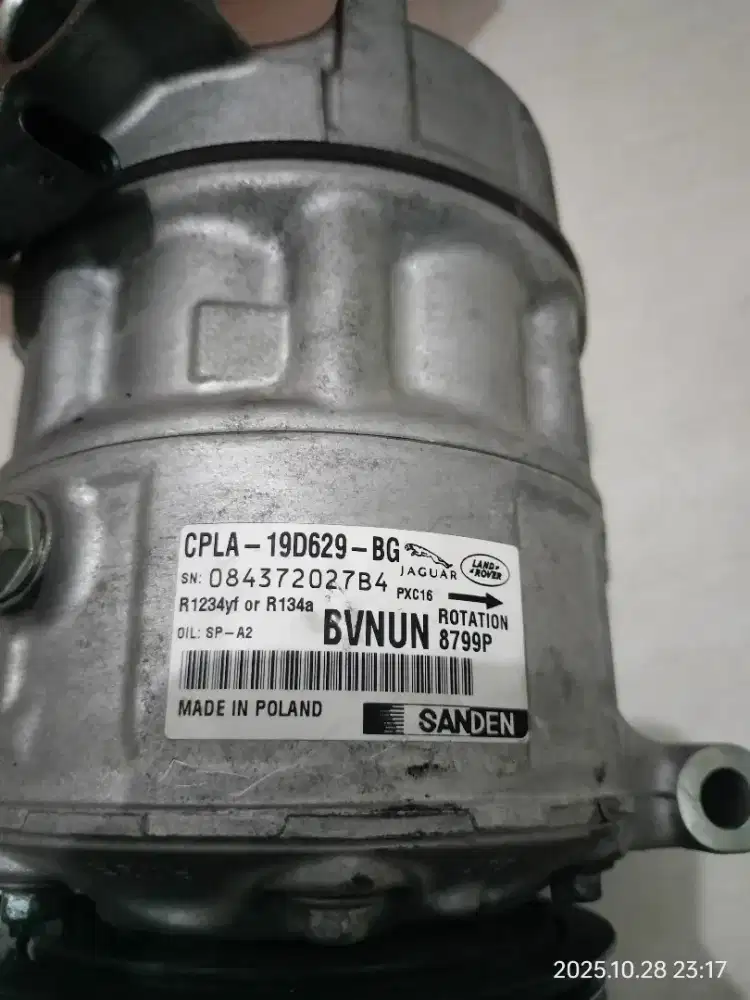 Kompresor AC mobil SANDEN