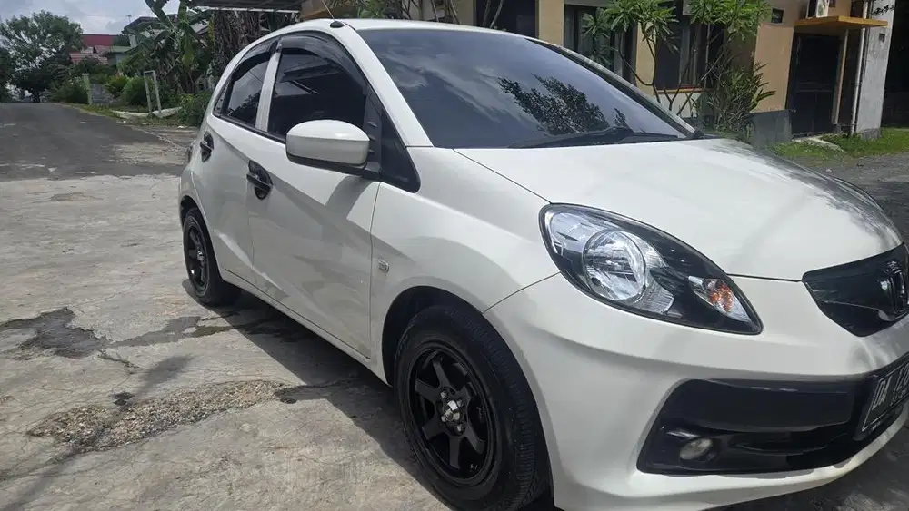 Dijual BRIO pakaian Pribadi matic 2015