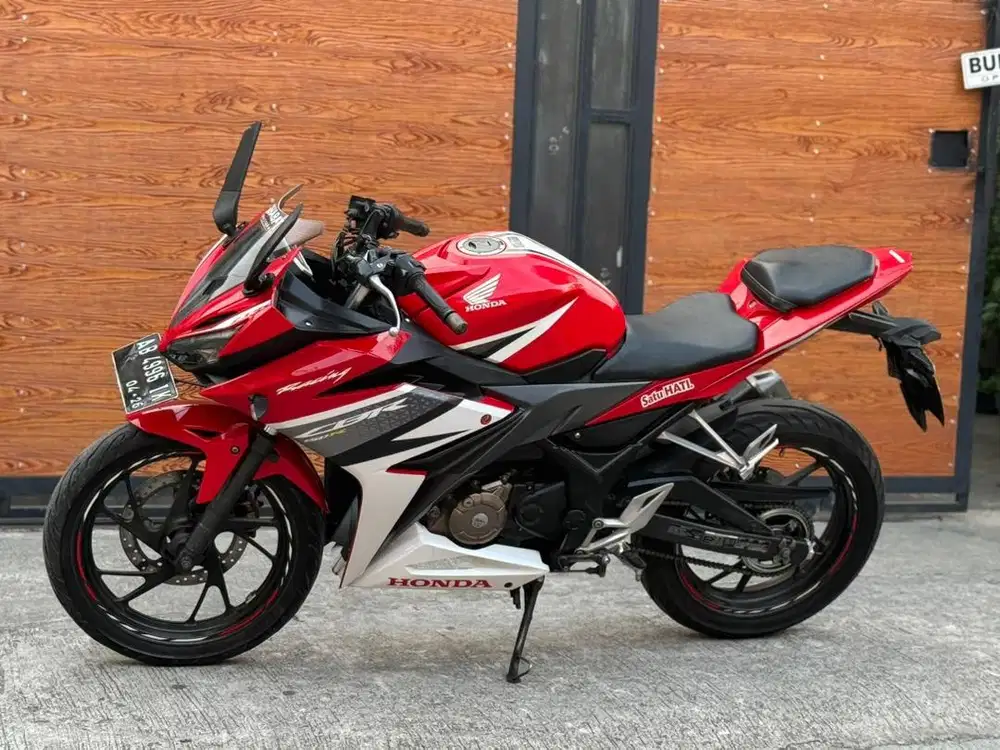 Honda cbr 2016 plat ab pajak on