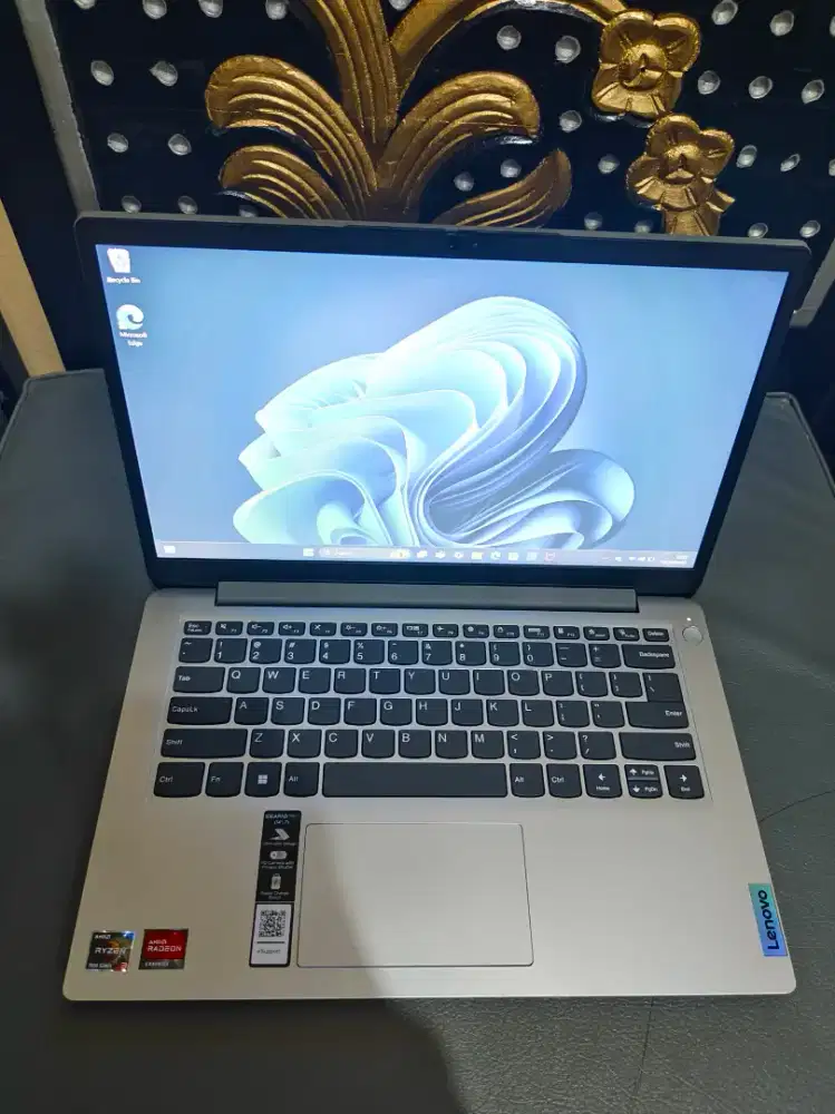 Laptop Lenovo Ideapad Slim Ram8 Ssd512 AMD Ryzen 3