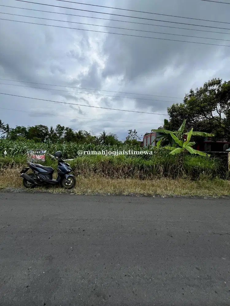 Tanah Barat Kampus UII JL Kaliurang Km 14 Donoharjo View Sawah