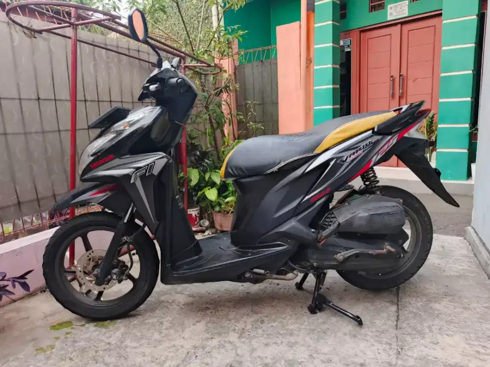 Honda Vario 125 2013 Surat lengkap mesin halus pajak baru off 1 bulan