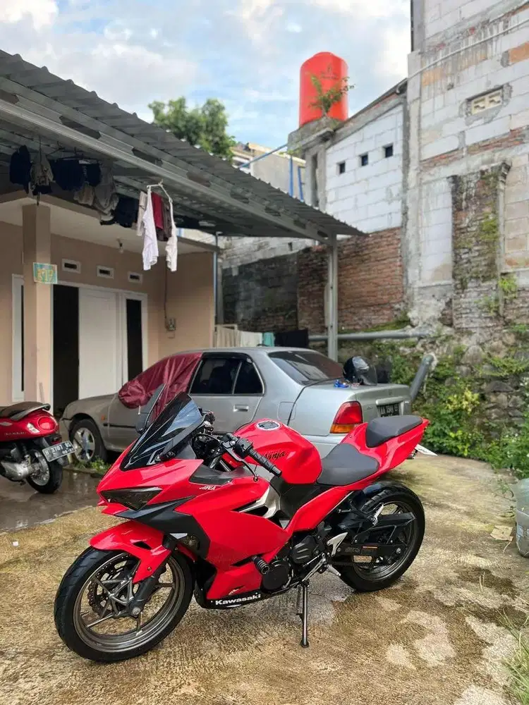 Jual Kawasaki Ninja 250 Facelift 2018 Like New