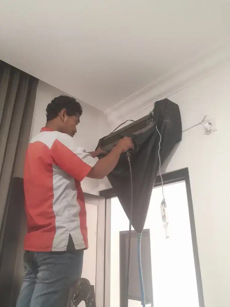PEMBERSIHAN AC RUTIN, CUCI AC, BONGKAR PASANG AC BERGARANSI