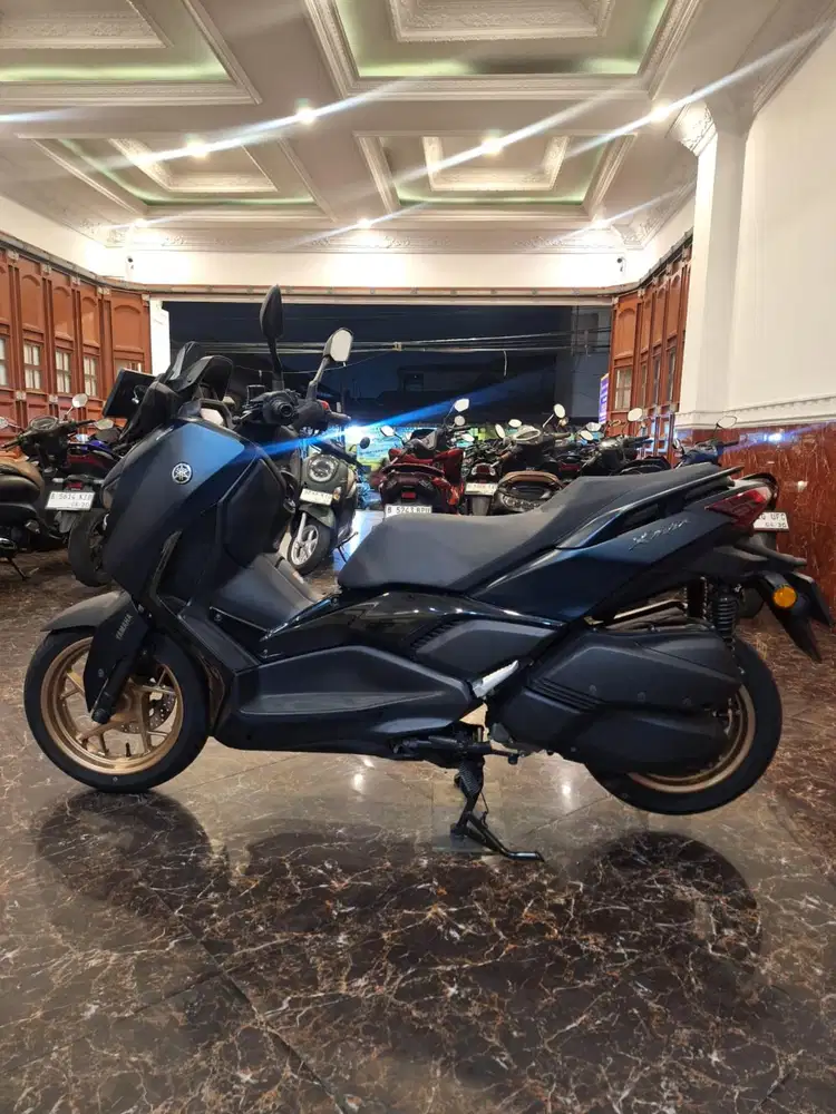 Sales ima , DP ringan Xmax Digital 2023 Km 1000an . Bisa CO di Shoopee