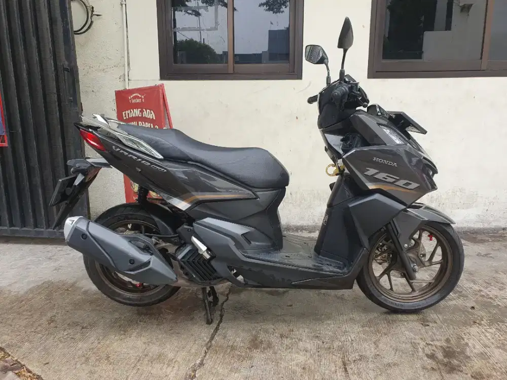 VARIO 160 ABS MINT CONDITION