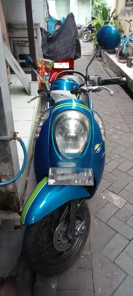 Scoopy 2016 Warna Biru