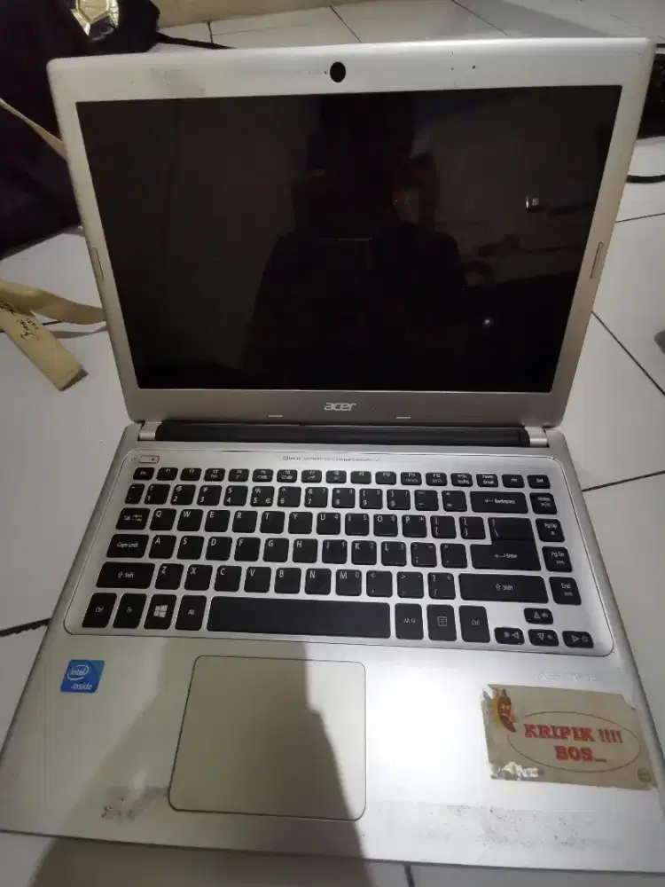 Laptop Acer matot