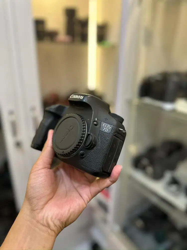 Canon 7D bodi aja Sc 14rb an