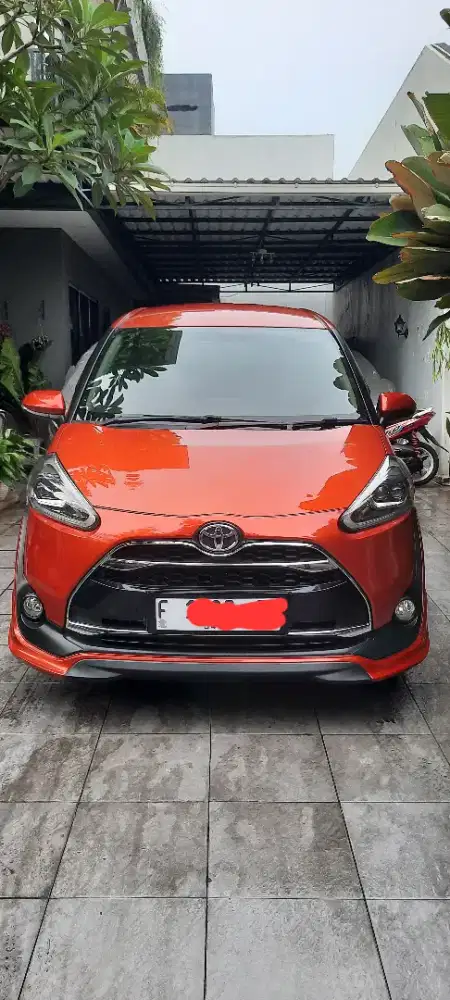 Toyota Sienta 1.5 Q AT 2016