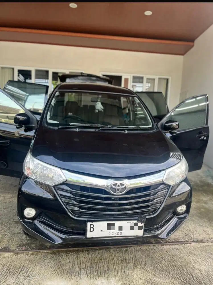 Avanza Hitam 2017 MT