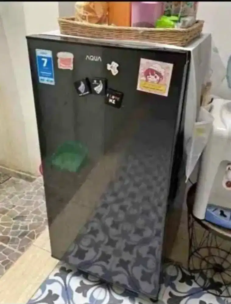 Kulkas Aqua pemakaian baru 3 bulan nominus