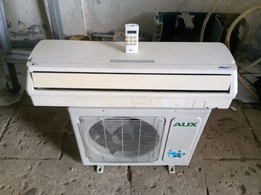 ac bekas 1/2pk garansi 3bln + pasang