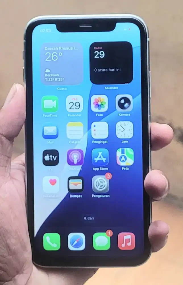 Iphone 11 64gb hp charger