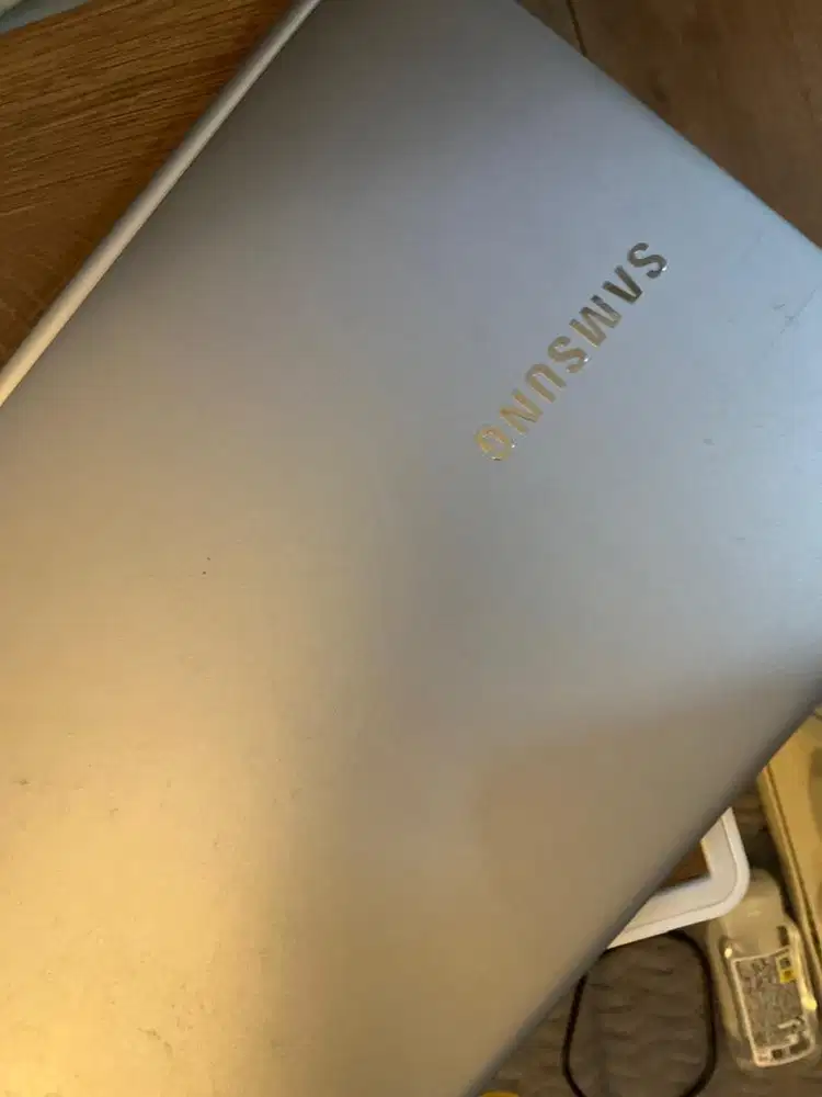 Samsung Notebook 9 NT900X3M – i7 / 8GB / SSD 128GB – Tipis & Ringan!