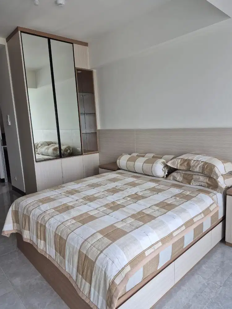 NEW!! Westown View Studio Deluxe Furnish bagus, strategis