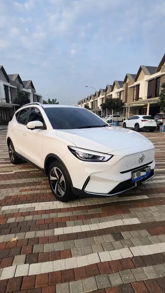 MG ZS EV 2024 Listrik