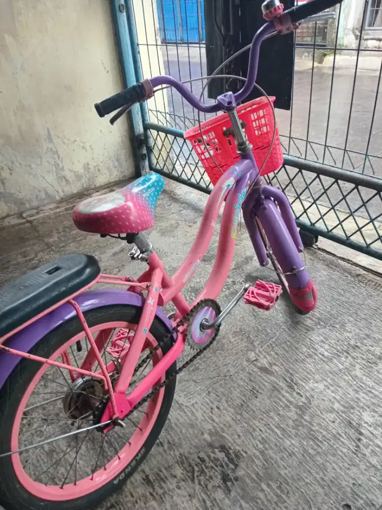 Cewe pacivic ukuran 18 siap pake