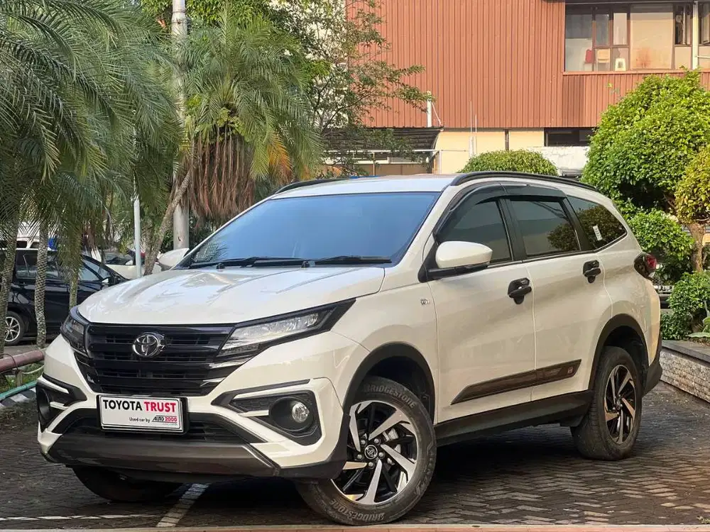 Termuraaahh..! Toyota Rush 1.5 GR Sport AT 2022