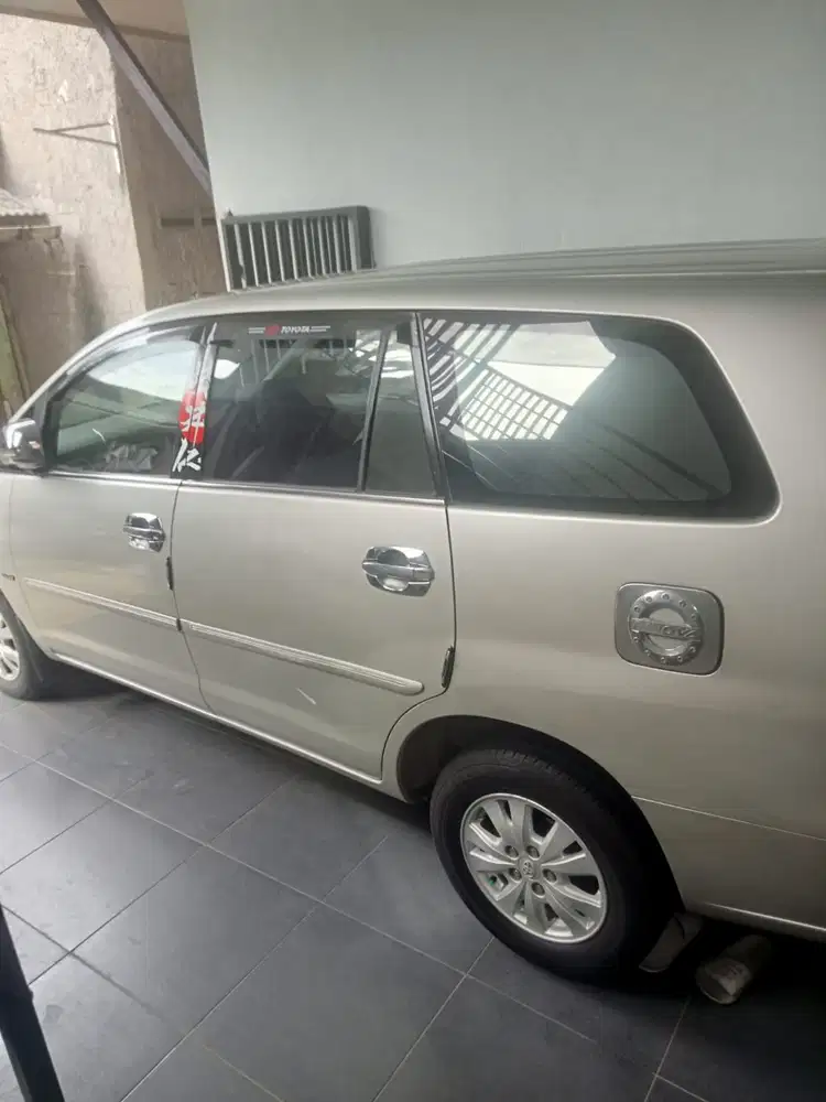 Toyota Kijang Innova 2008 Bensin