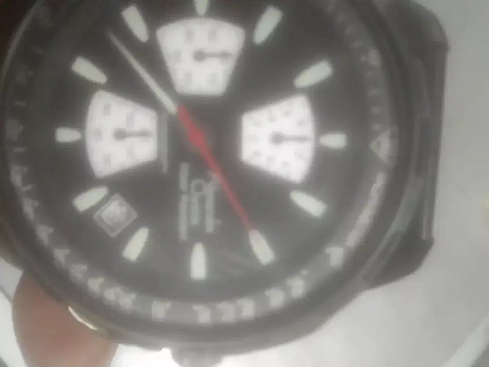 Jam tangan merk Alexandre chisty