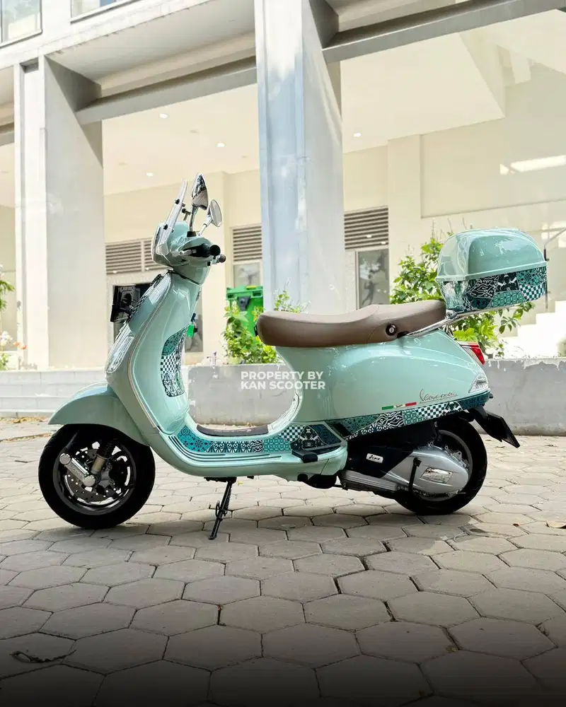 JUAL MURAH VESPA LX 125 iGET FACELIFT 2022 MULUS