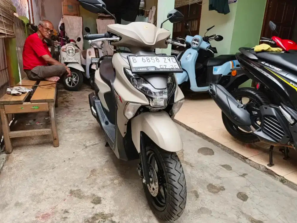 KM 3RB YAMAHA GEAR ULTIMA HYBRID 2025 BLN 7 TT 2024 HRG PAS DI CILEDUG