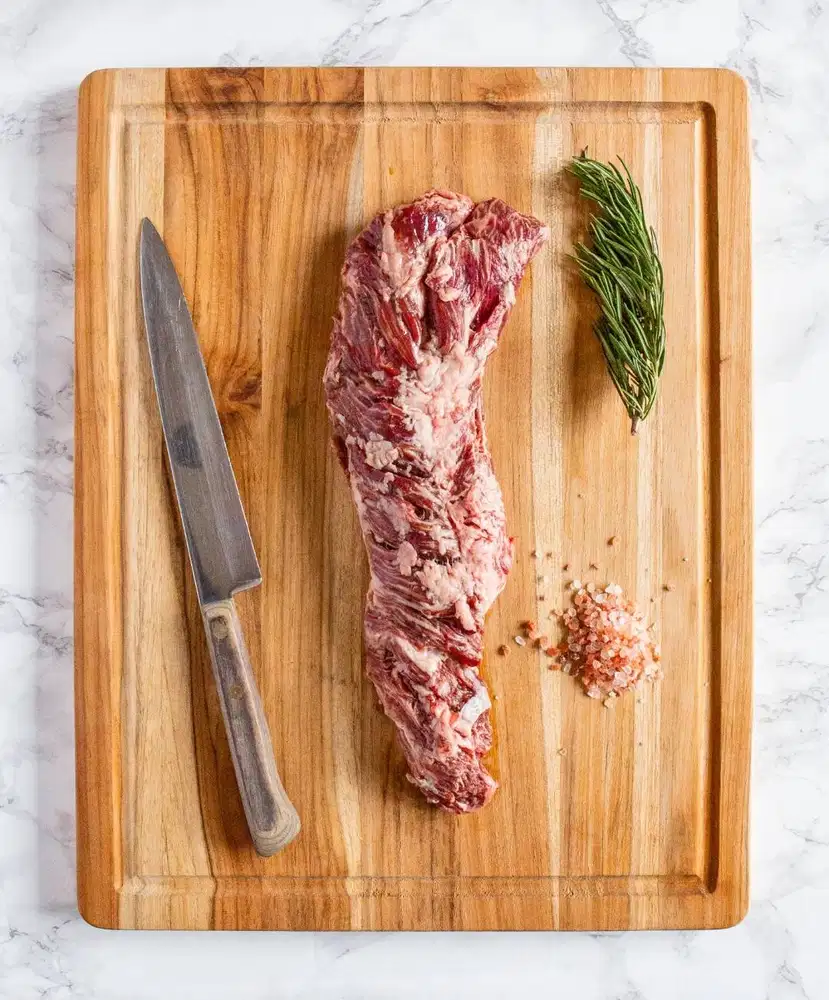 Lowongan Kerja Junior Beef Specialist