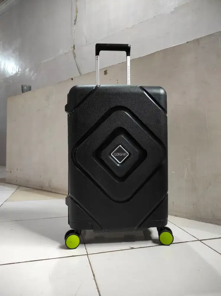 Koper American Tourister 20 inch by Samsonite