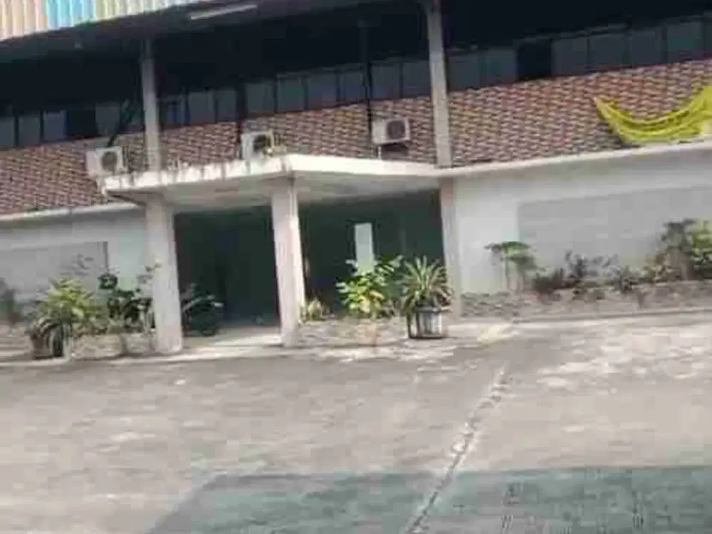 Dijual Murah Gudang Luas 4500m² Ex Pabrik Cat di Cikupa Tangerang