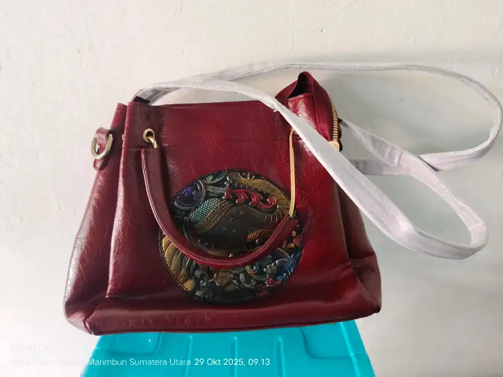 Tas import keren