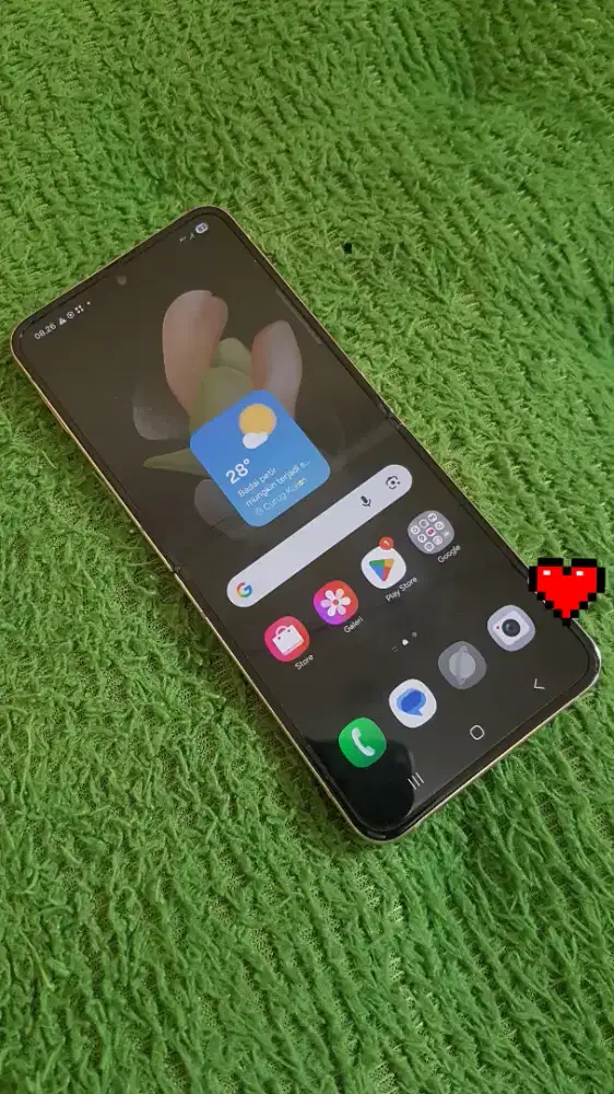 Samsung Z flip 4 8/256 SEIN