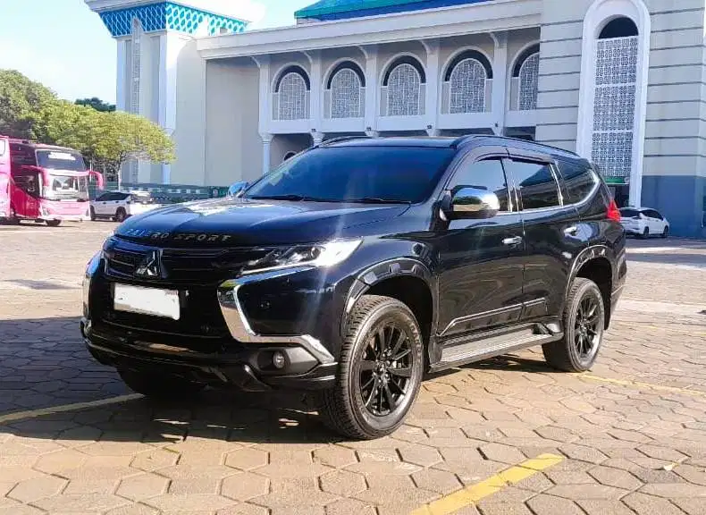 2020 Mitsubishi Pajero Sport 2.4 Dakar Rockford Fosgate Black Edition
