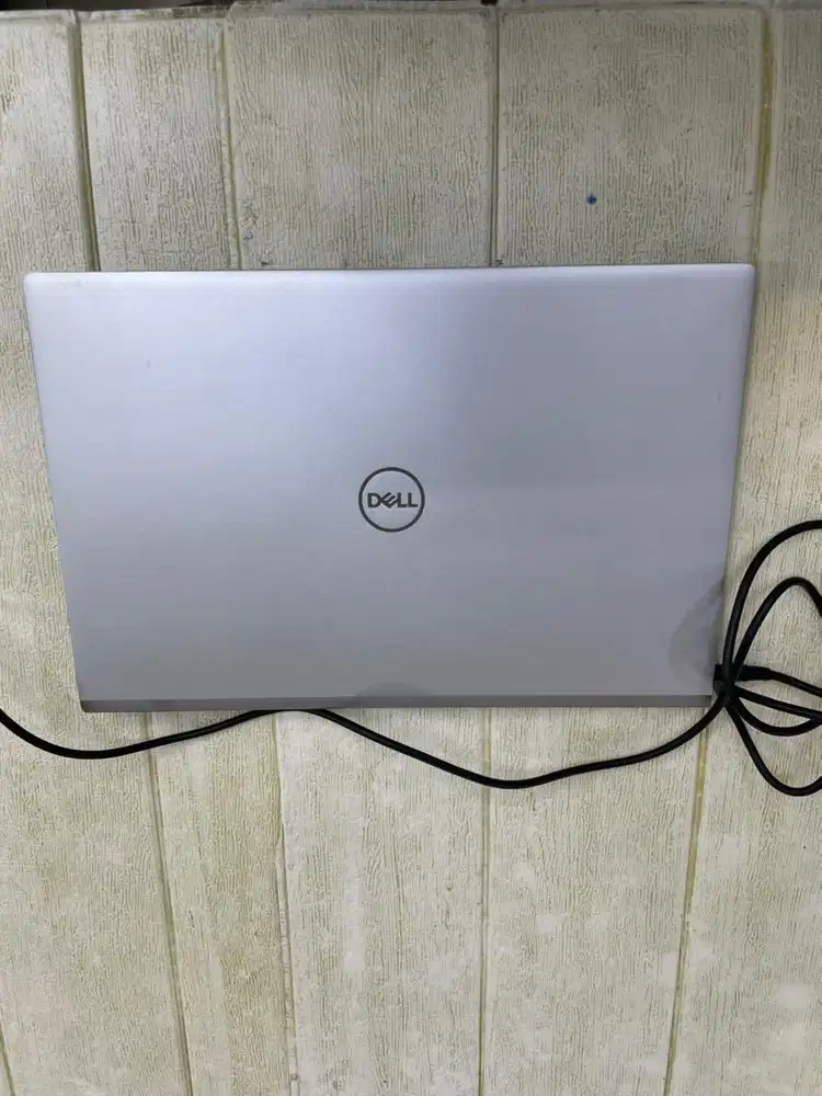 Laptop Dell Inspiron 5402 14 11th gen i7 iris nvidia ram 16gb/512gb