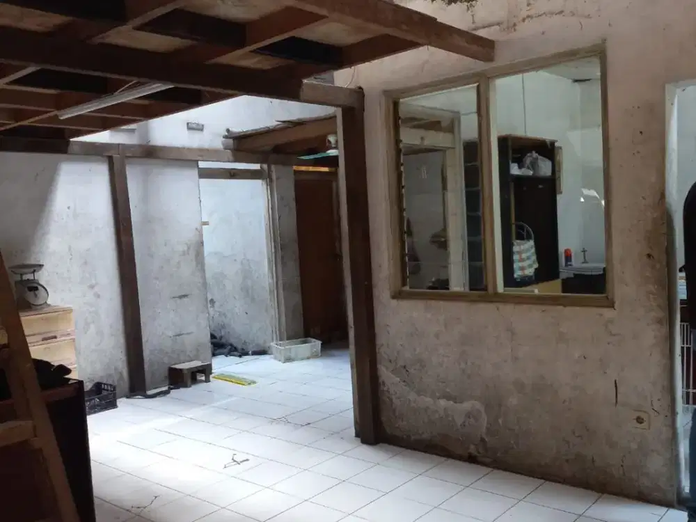 Dijual Ruang Usaha hitung tanah di Mainroad Jl. Ibu Sungki Sadarmanah Kerkof Cibeber Cimahi