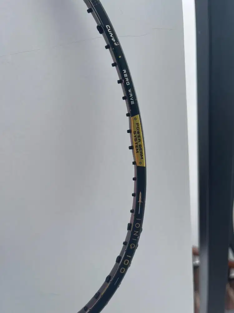 Raket Hundred Ioniq 100