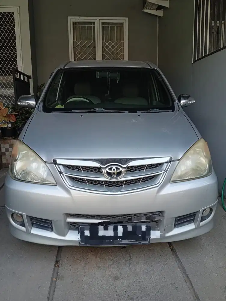 Toyota Avanza 2010 Bensin
