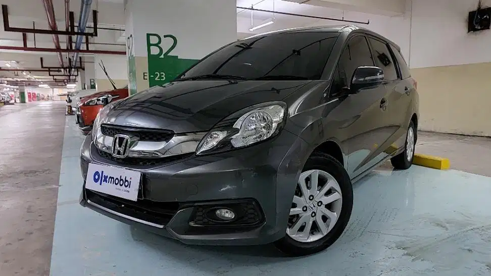 Pajak Panjang Honda Mobilio  1.5 E Bensin-MT 2014 Hitam