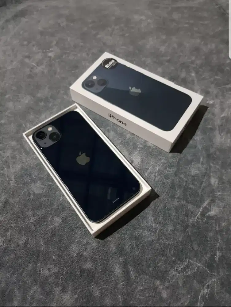 Iphone 13 128GB Resmi ibox 2bln pke