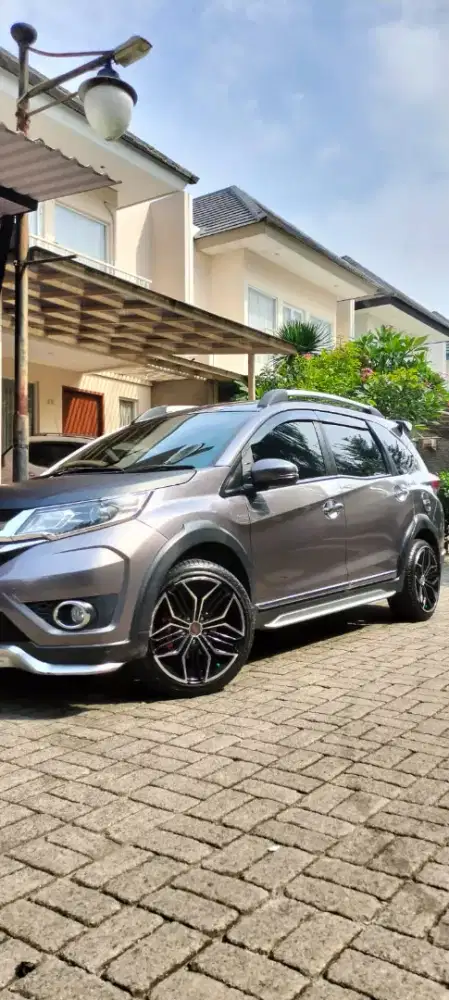 Honda BRV Prestige AT 2016