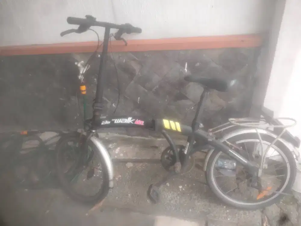 Sepeda lipat ace
