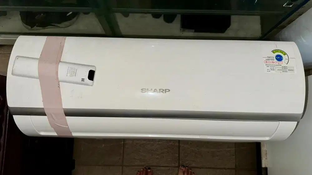 AC Sharp 1/2 PK AH-A5ZCYN Like New — Dingin Cepat, Garansi 10 Tahun!