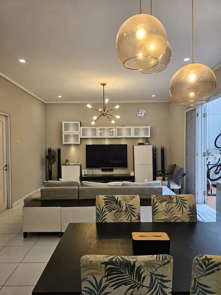 DIJUAL RUMAH DI CLUSTER SEVILLA BSD