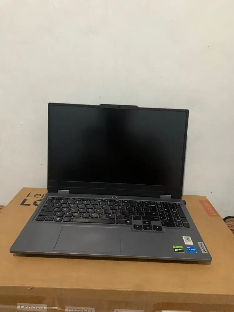 Laptop Lenovo LOQ (RAM 28GB + NVIDIA RTX 3050)