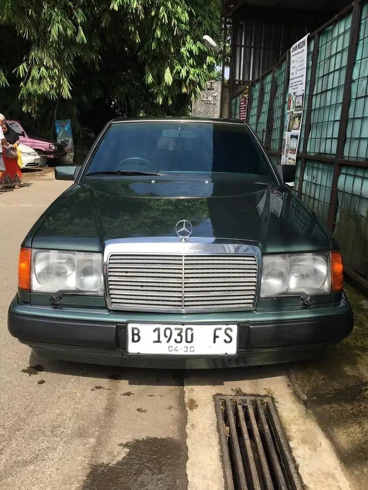 Mercedes Benz 230E w124 boxer matic