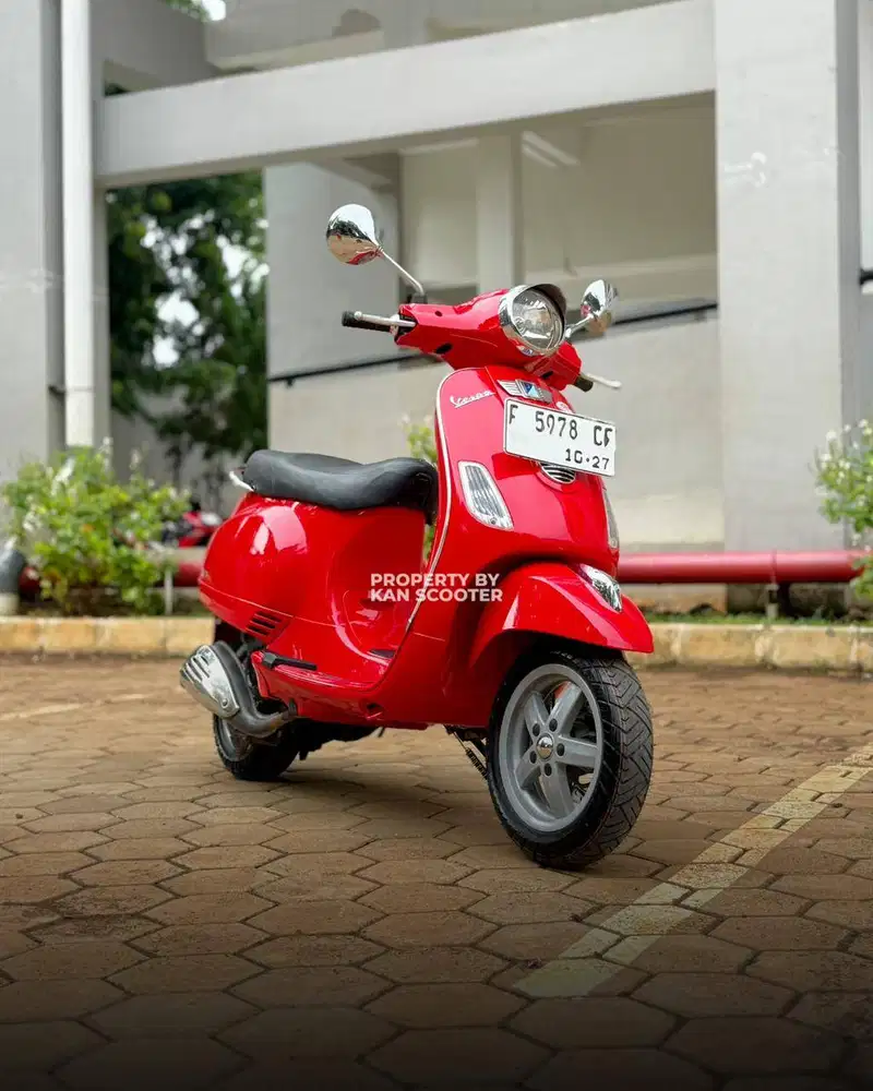 VESPA LX 125 2V 2012 TERMURAH